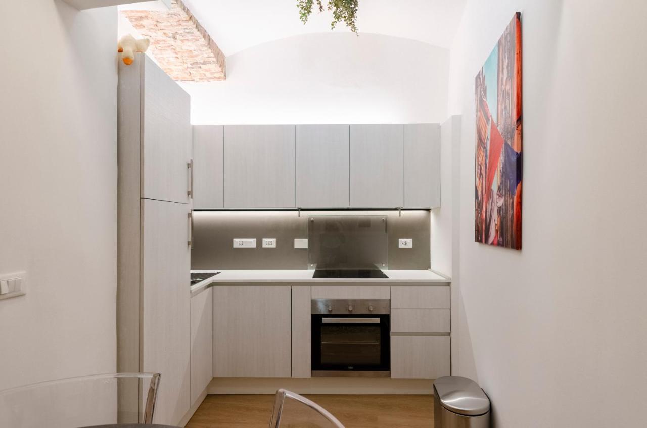 Joivy Ideal Flat Near Aquarium