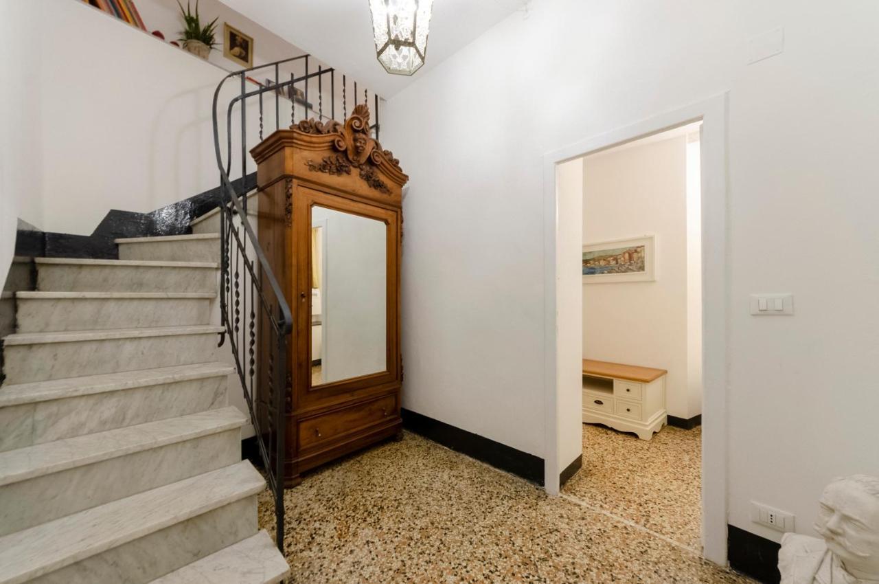 Joivy Ideal Flat Near Aquarium