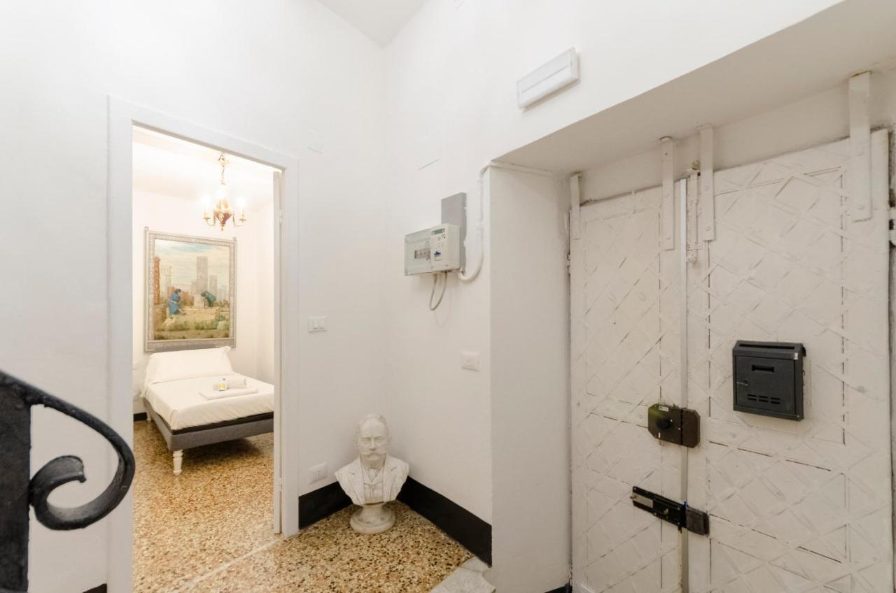 Joivy Ideal Flat Near Aquarium Genoa