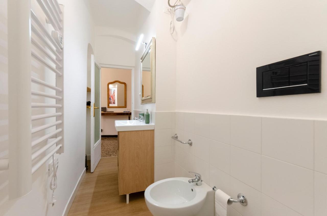 Joivy Ideal Flat Near Aquarium * Genoa