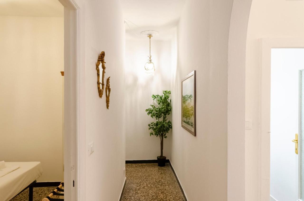 Joivy Ideal Flat Near Aquarium Genoa